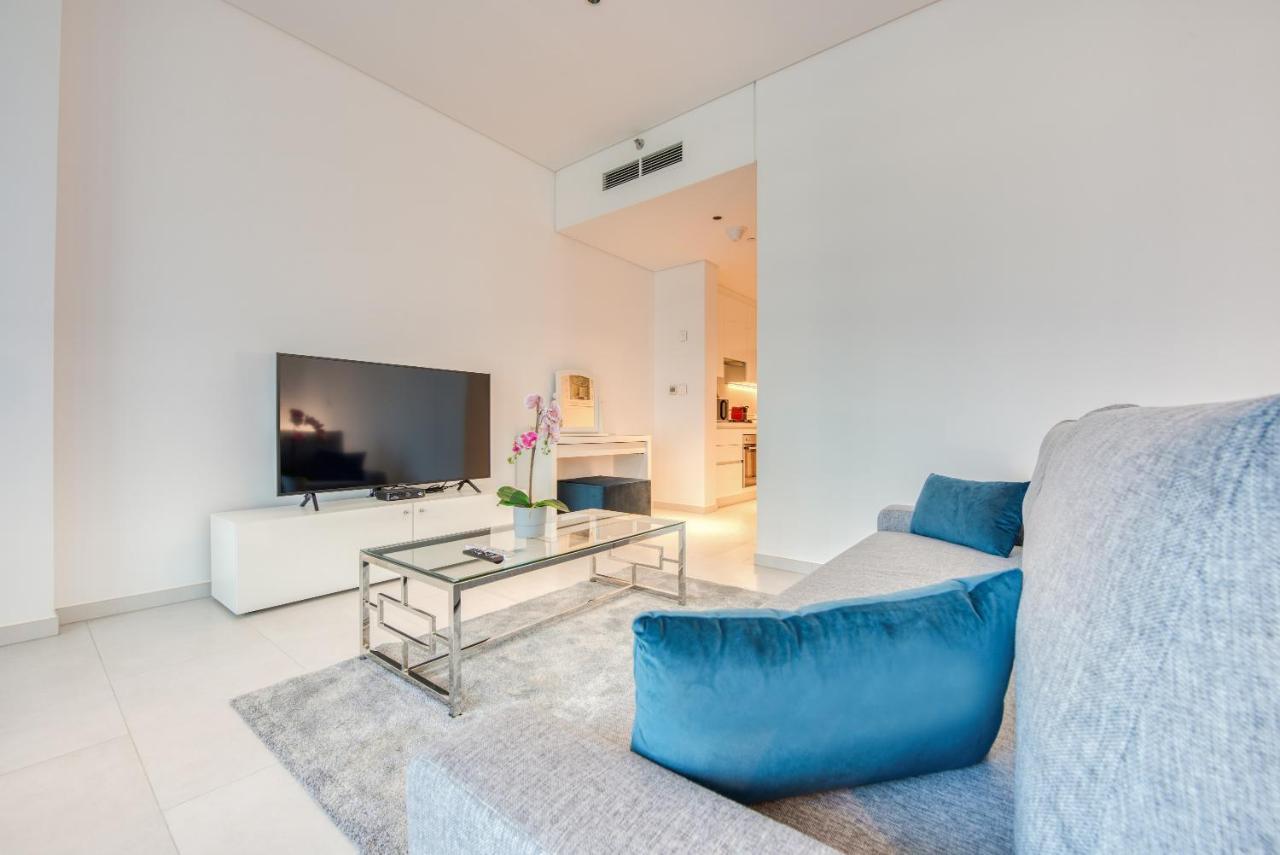 Maison Privee - Luxury, Spacious, Modern Near Burj Khalifa And Dubai Canal Exterior foto