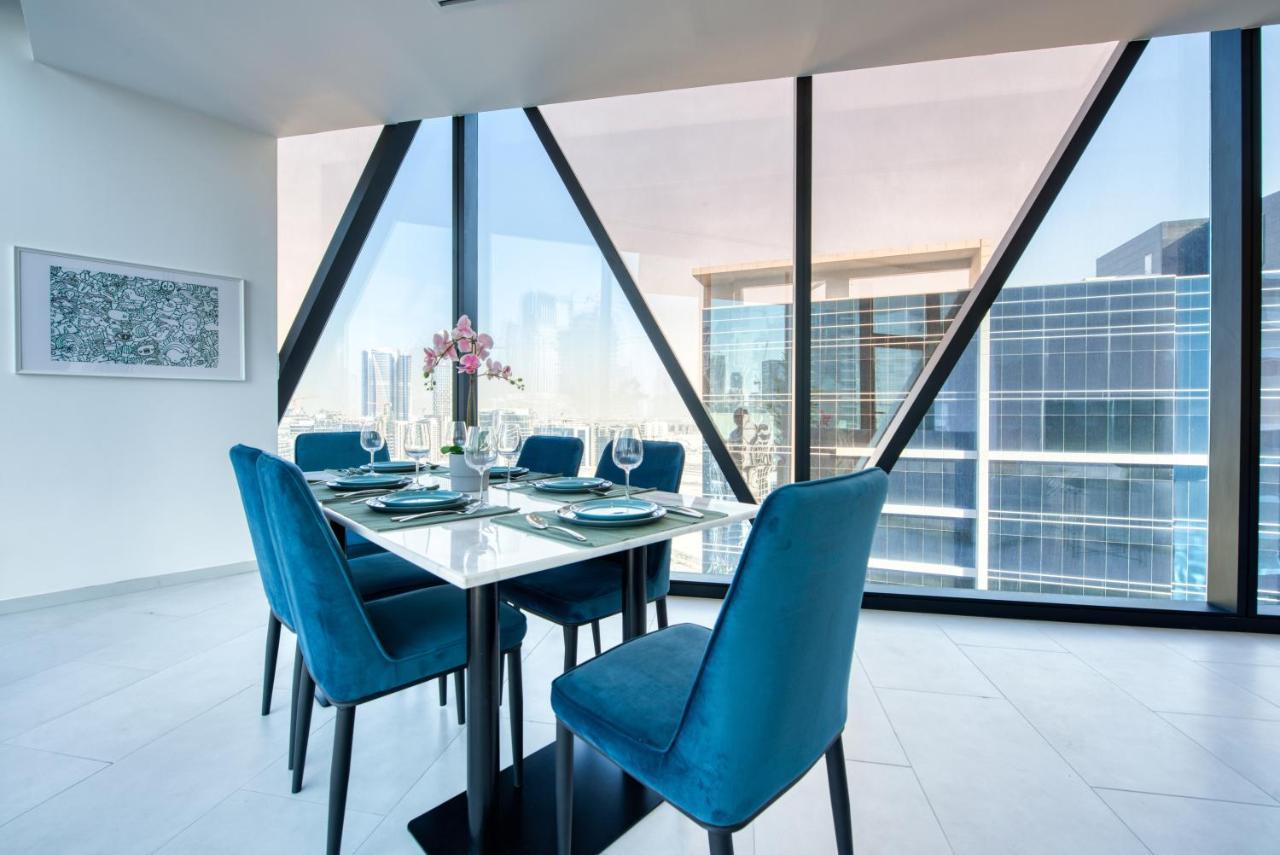 Maison Privee - Luxury, Spacious, Modern Near Burj Khalifa And Dubai Canal Exterior foto
